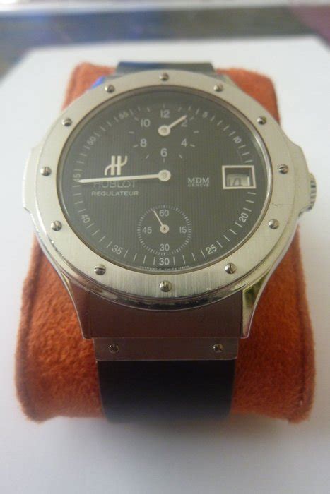 hublot regulateur mdm geneve